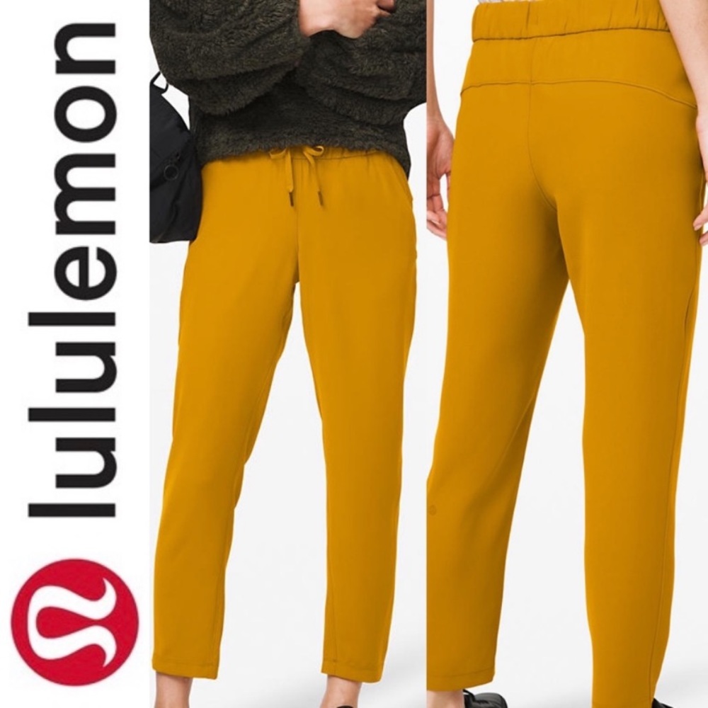 Lululemon Athletica On the Fly pants 7/8 woven 25”